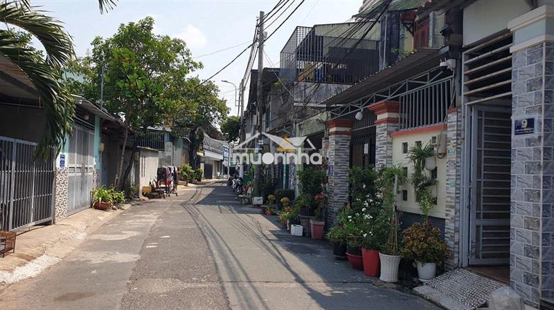 Bán gấp lô đất dt 4x20, mặt tiền xtt 49, gần trường phạm văn sáng hmon