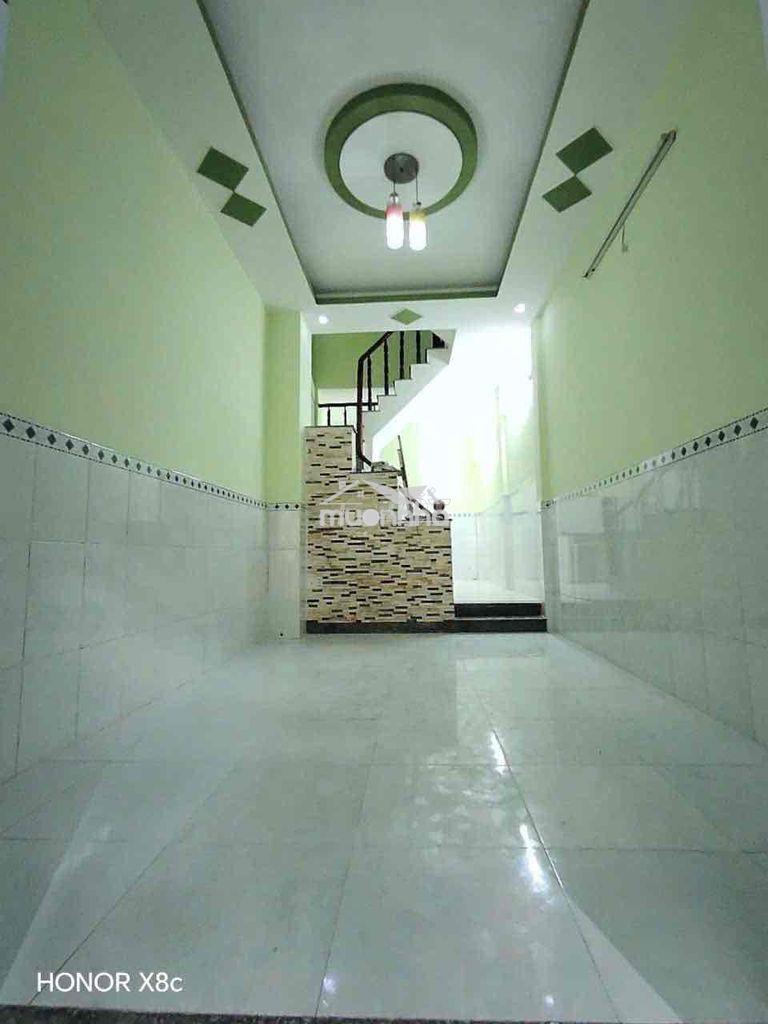 Nhà 2 lầu đường tx22 4pn giá 7 triệu