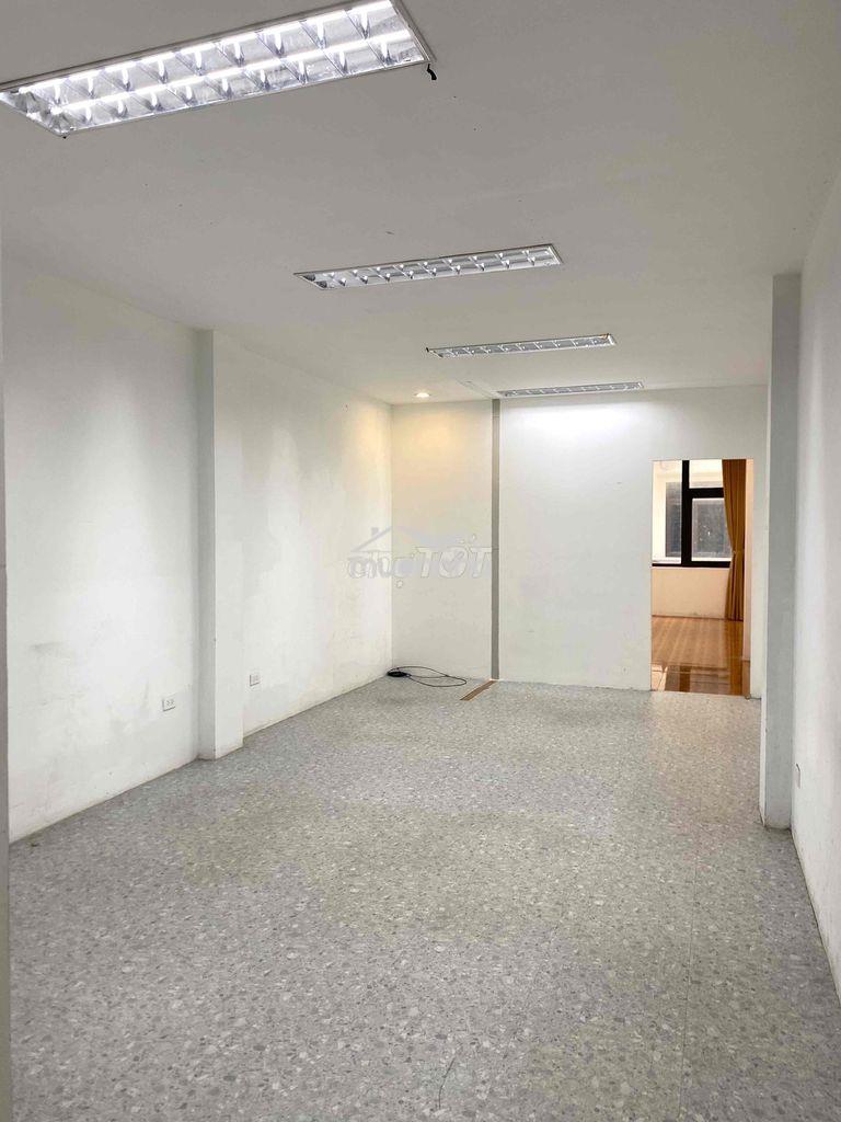 Chính chủ cho thuê vp  70m² ngã tư artemis trường chinh - 3