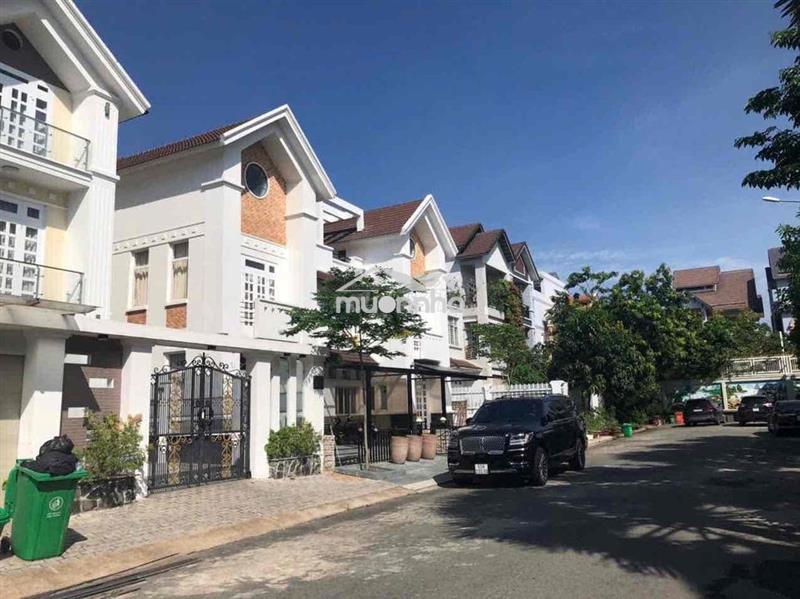 Cho thuê biệt thự hoàng gia – trung tâm hành chính dĩ an 🏡💥  📍 kp.