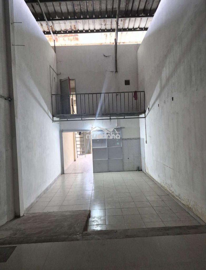 Nhà thích hợp thuê ở ,làm nghề ,làm kho ok - 2