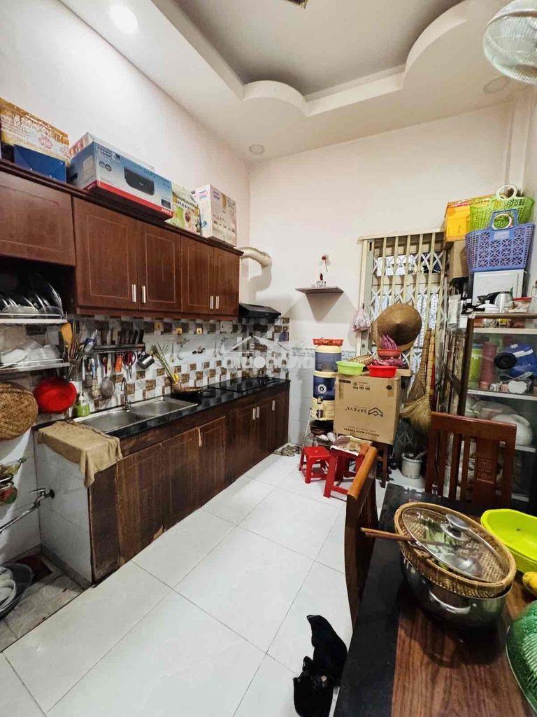 Tân hoà đông quận 6 nhà 2 tầng hẻm ô tô 2pn 2wc gần mặt tiền chỉ 4.8t - 4