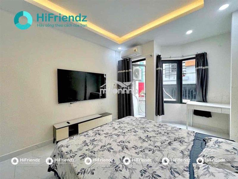 Phòng ban công thoáng thiết kế tách bếp rộng 35m2 nguyễn trãi quận 5