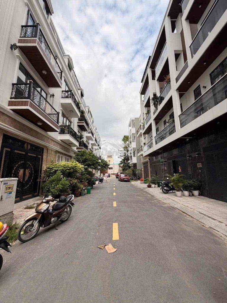 Cho thuê nhà 3 lầu 5pn - liền kề gò vấp nguyễn oanh