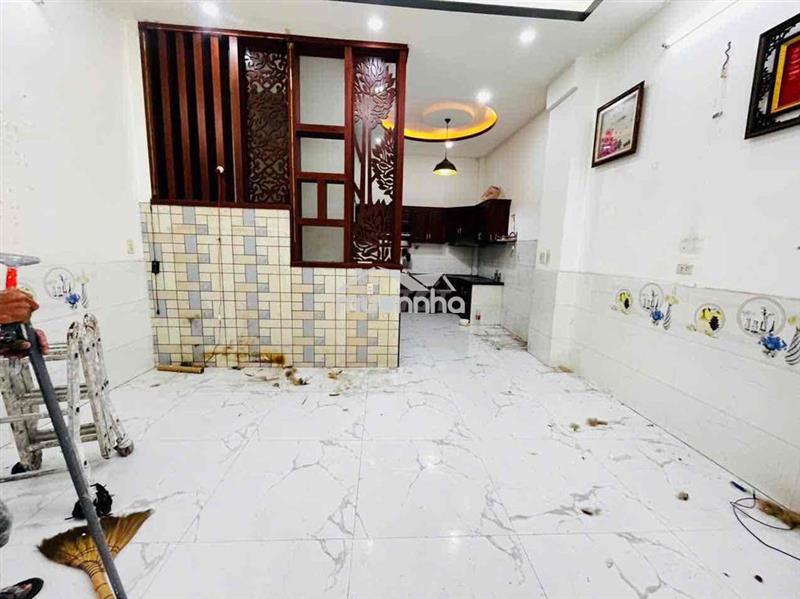 Cho thuê nhà nguyên căn phạm thế hiển -sát mặt tiền -nhà mới