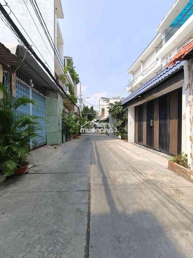 Nhà 4 tầng, dt 135m2, hẻm ô tô 8m, ngay hậu giang, quận 6 