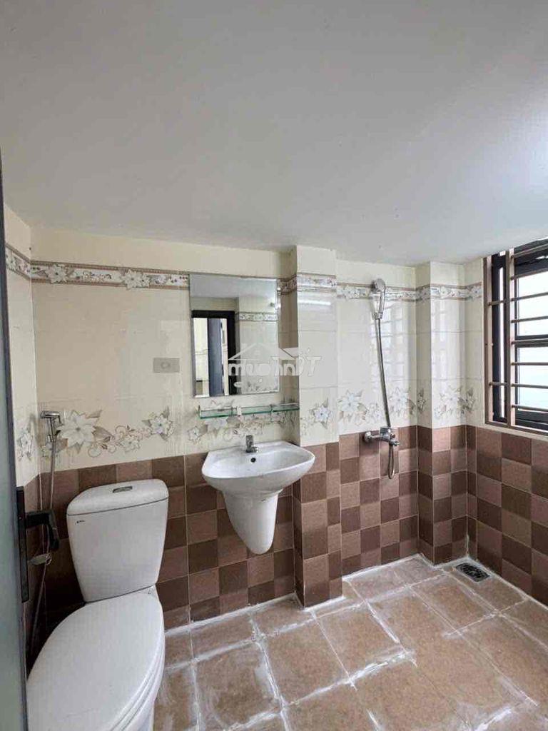 Phòng trọ có gác ngay chợ thủ đức - 3