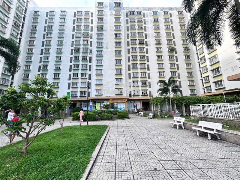 Cc d1 kdc phú lợi p7 q8, 2pn 71m2 shr, tặng nt , nh hỗ trợ 1,8 tỷ