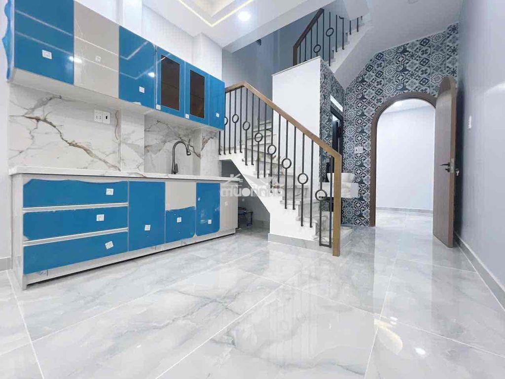 Nhà mới quận 4 - đoàn văn bơ - 3