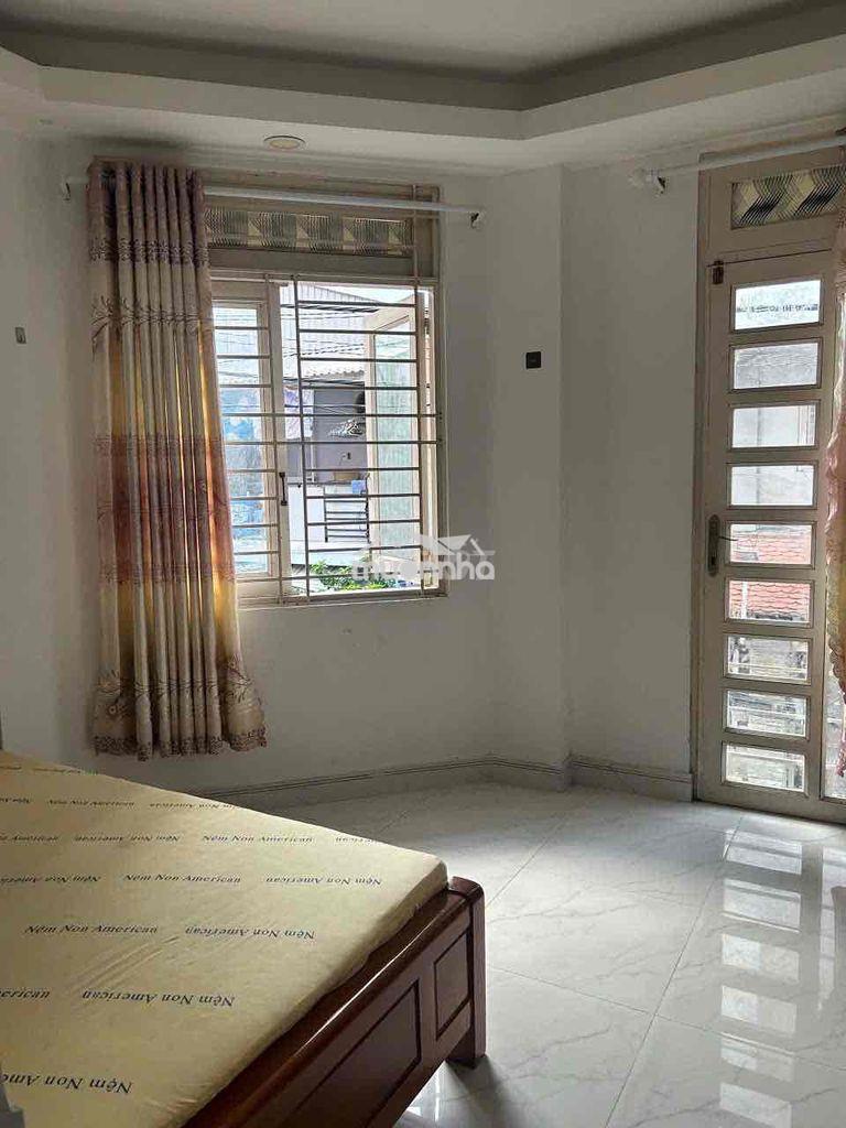 Phòng 20m2 nguyễn cảnh chân. đủ nội thất