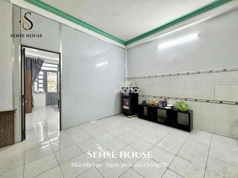 Chính chủ cho thuê | 50m2 tách bếp full nội thất | mặt tiền tân hương