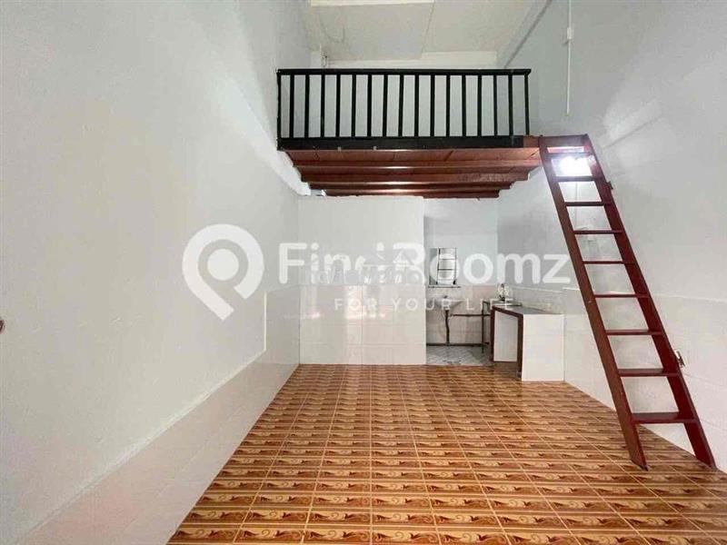 Dãy phòng tầng trệt gác cao ngay lê thị riêng