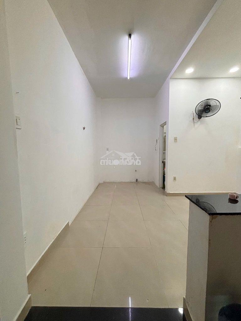 Nhà nguyên căn đường sư vạn hạnh - 4pn 3wc - 4x10m - 4
