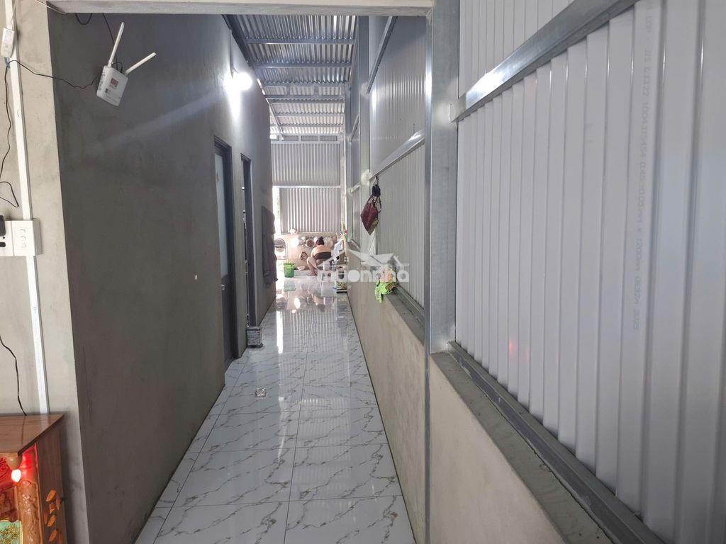 Nhà 2 phòng ngủ 123m2 có thổ. gần kcn phước đông. 870tr - 3