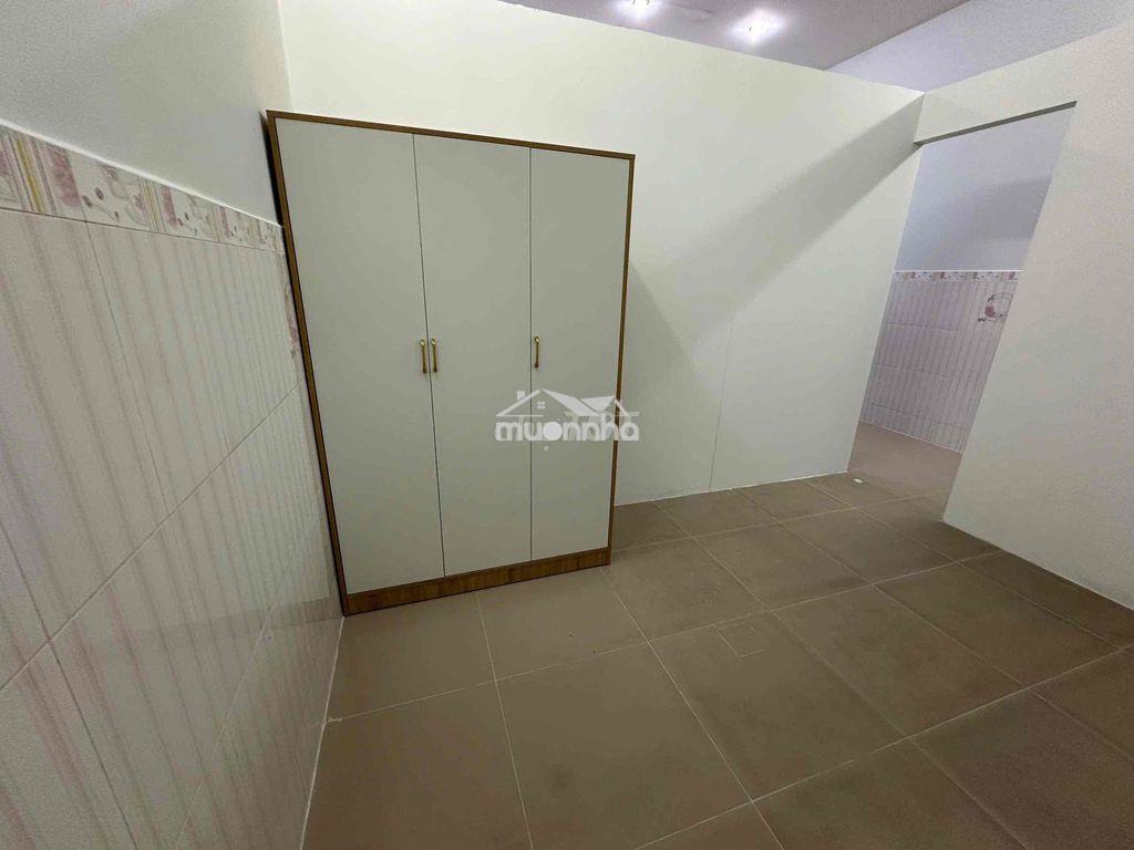 Cho thuê nhà hẻm rộng ở gia đình giá thuê rất rẻ - 3