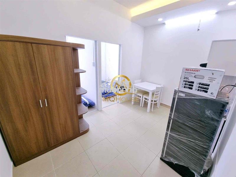 💥Căn hộ 2pn thang máy nội thất có đủ , ở liền xem liền được