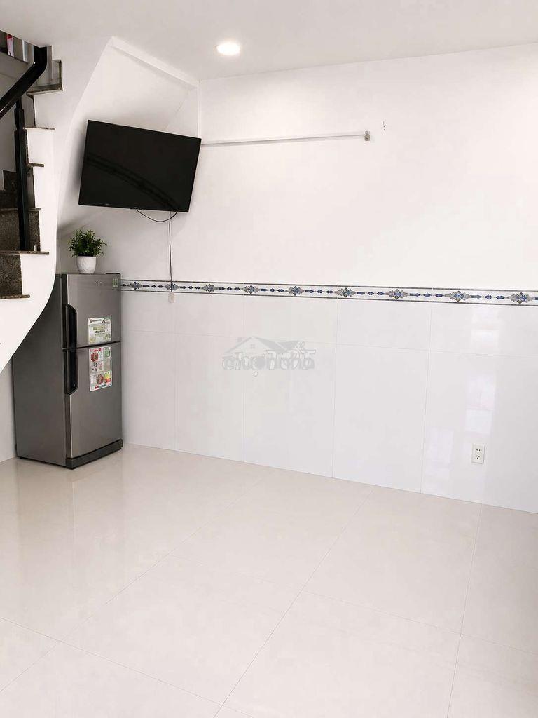 Nhà nhỏ giáp bình thạnh fullnt giá tốt - 2