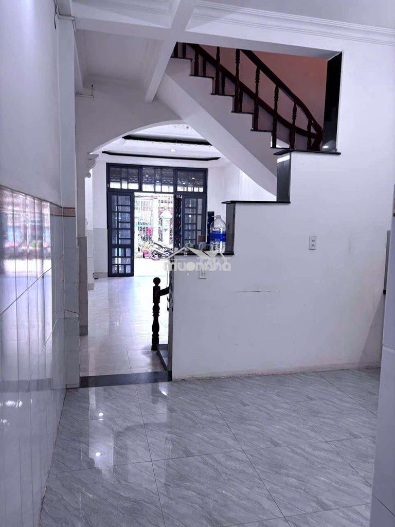 Cho thuê nhà xe tải thông gần chợ  - 4