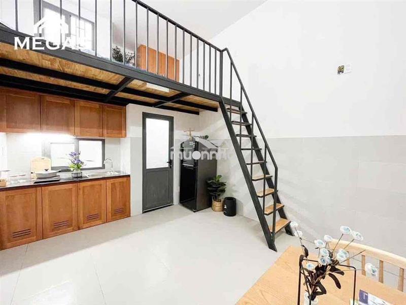 Phòng cho thuê giáp quận 1 , gần khu chế xuất , đại học ufm , quận 4