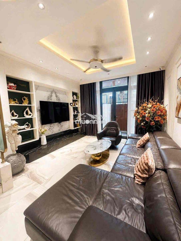 Cho thuê nhà đẹp 3 tầng 4 pn khép kín full nội thất khu biển mỹ khê - 3
