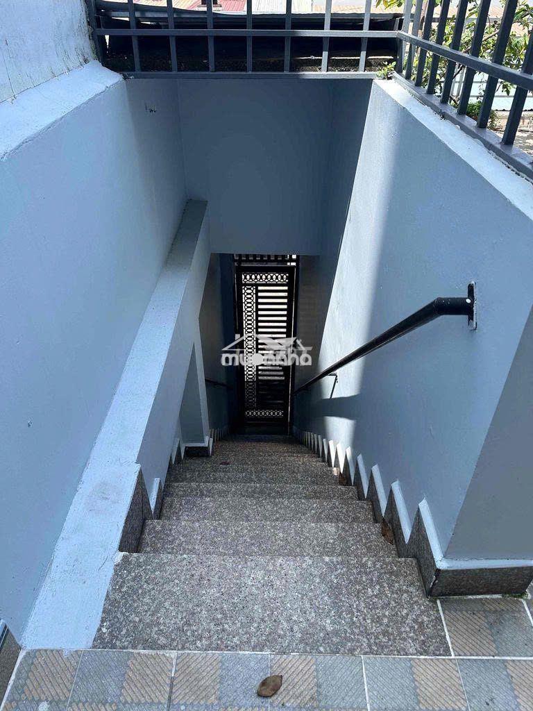 Cho thuê nhà 4 tầng 7pn gần chợ cây sộp giá 16tr/tháng