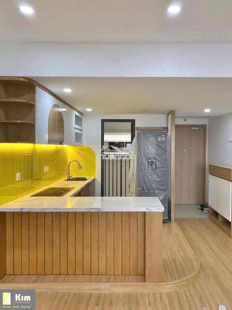 Căn hộ 2pn hàng hiếm hướng đông nam view mặt trước, full nội thất xịn