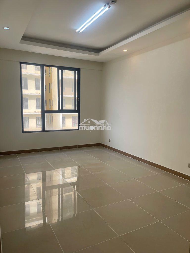Cho thuê 85m2, 2pn, 3wc, nhà trống. giá 8 triệu