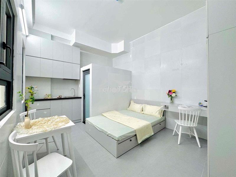 Studio full nội thất-ngay ngã 4 âu cơ-lạc long quân