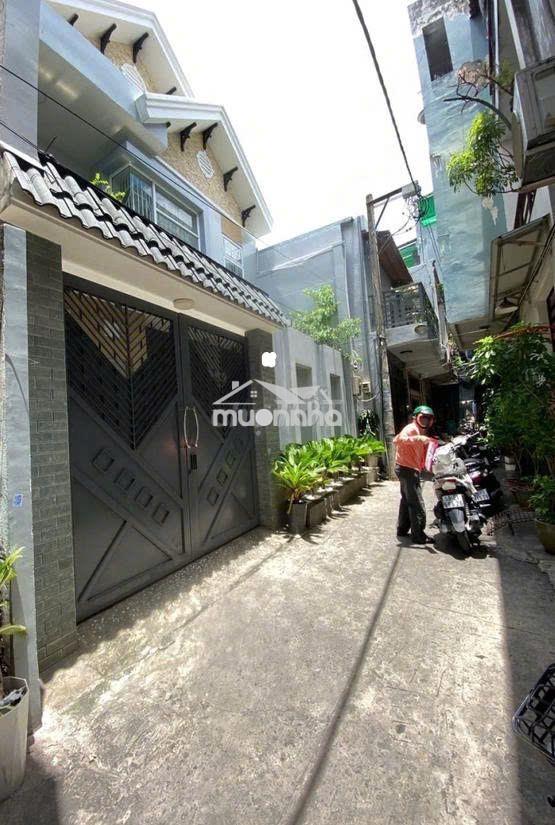 Biệt thự 150m ngang 8m nở hậu - 3 tầng - sau lưng mt võ thành trang.