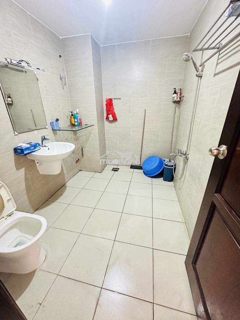 Cần cho (2-3nữ) thuê tầng 2 nhà phố dt sử dụng 50m2 - Ảnh 4