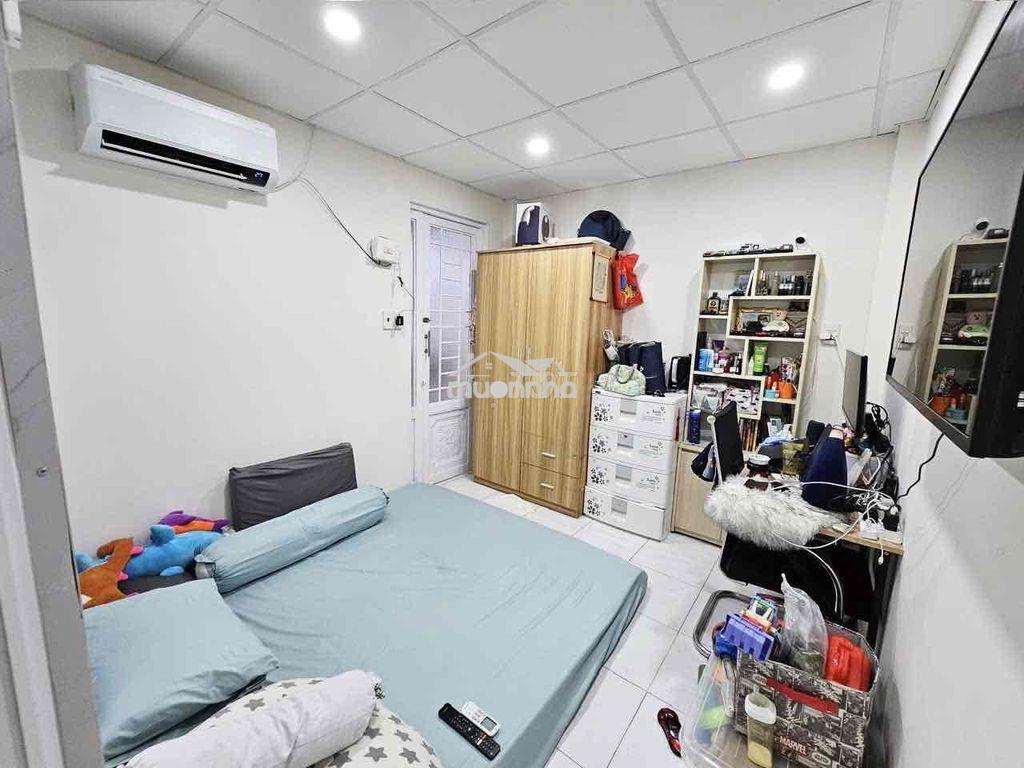 Tôi bán nhà 24 m2, 1 trệt. 1 lầu , sát hẽm xe hơi. tuyệt đẹp, quận 7 - 3
