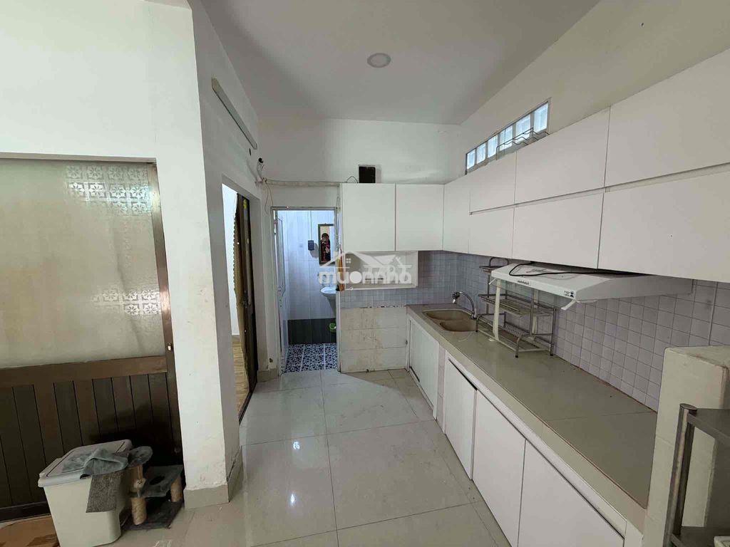 Cho thuê nhà hẻm bà hom - 4