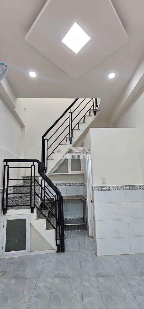 Chỉ 1 tỷ 820 có nhà ngay vòng xoay lê đại hành q11 - 4