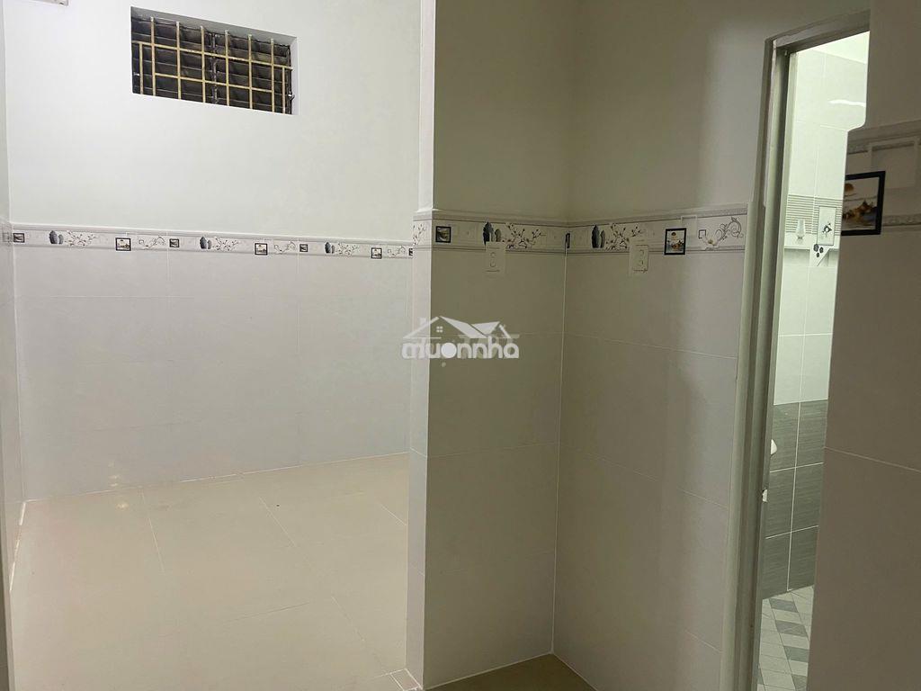 Nhà cho thuê 4.5x14m, t+l. gần chợ dĩ an, giá 20tr - 4