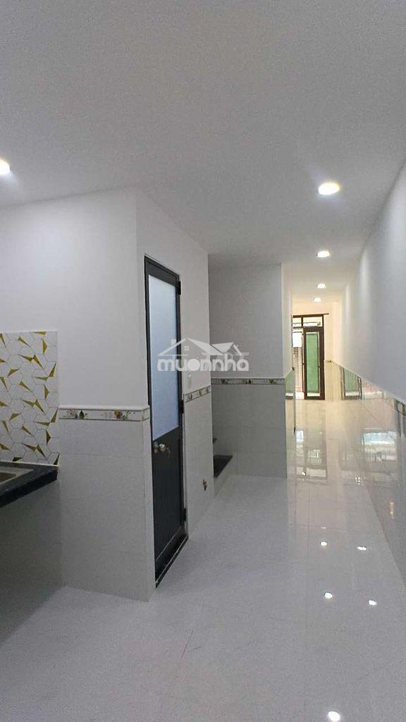 Gần bến xe q.8, 3,2m x 17, 1lửng, 4pn, chỉ hơn 1 tỏi - 3