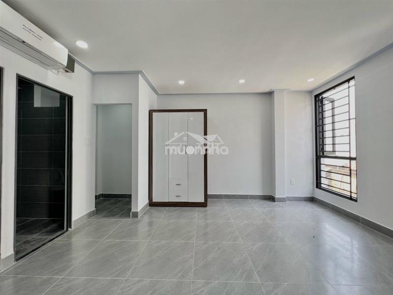 Phòng rộng rãi thoáng mát - nguyễn xí (đầy đủ pccc)