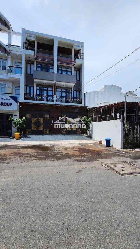 Nguyên căn mới xây kế vạn phúc city - 4 tầng 5 ô tô đậu trước nhà
