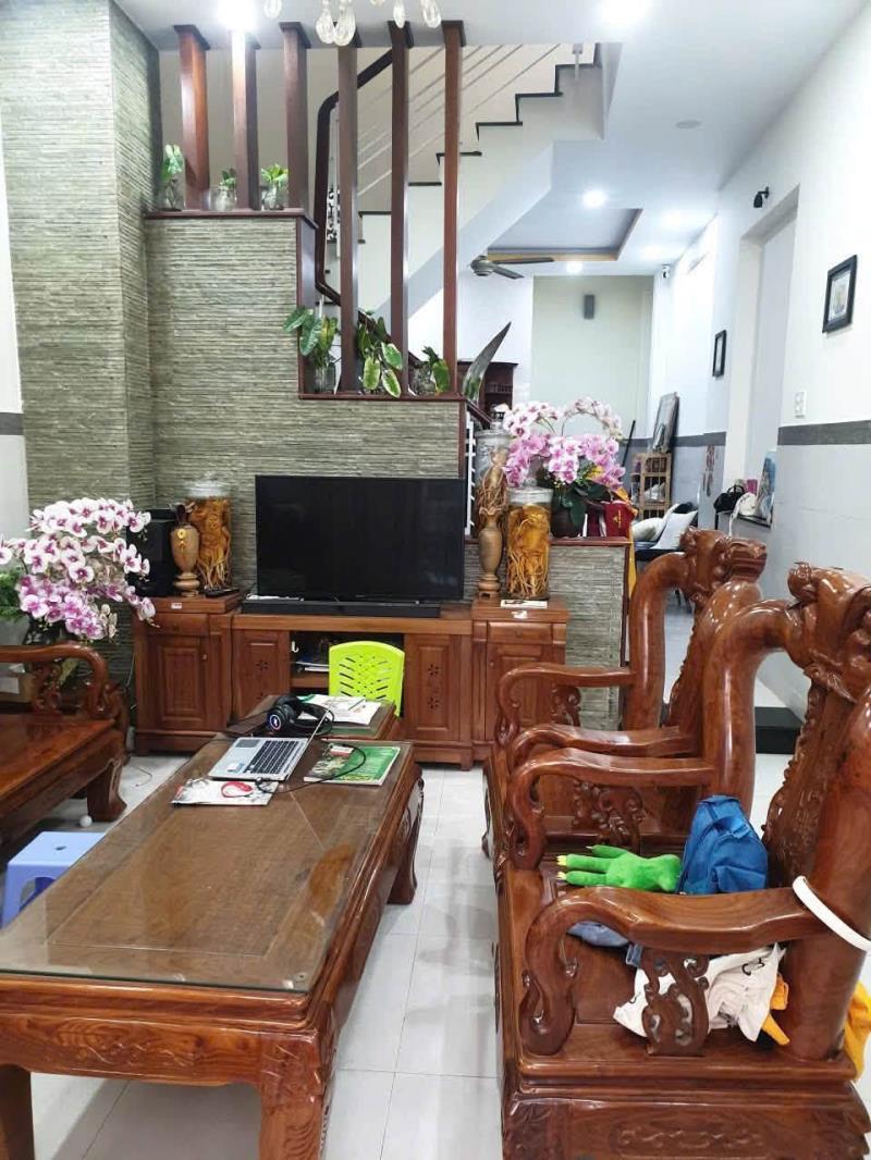 Cho thuê nhà 3 tầng, p. trường thạnh quận 9 giá 10 triệu/tháng