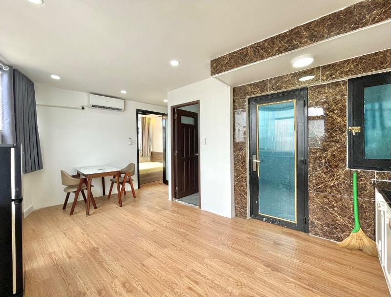 Cho thuê căn hộ tách bếp 65m2 cửa sổ thoáng sát q1 thuận tiện di chuyển an ninh cao - Ảnh 2