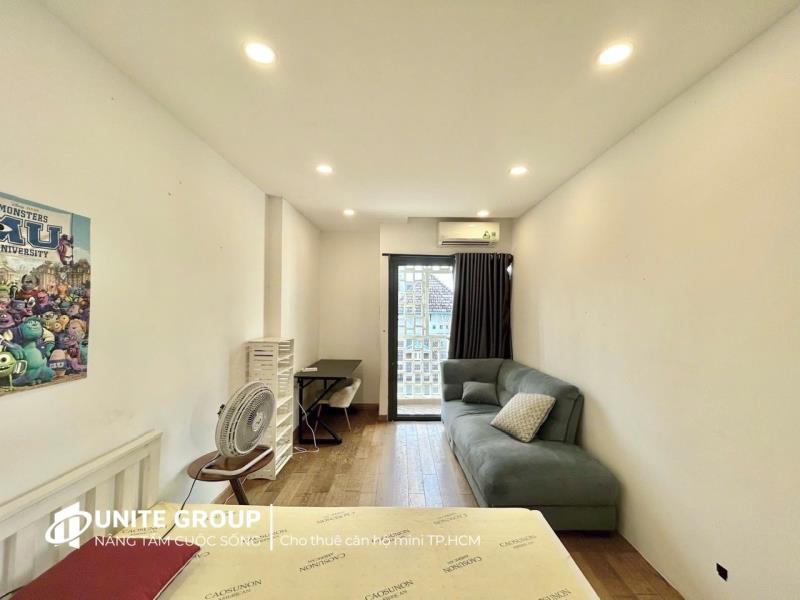 Thuê ngay căn hộ 2pn ngủ 90m2 ban công siu lớn ngay sát vincom thuận tiện di chuyển an ninh cao - Ảnh 2