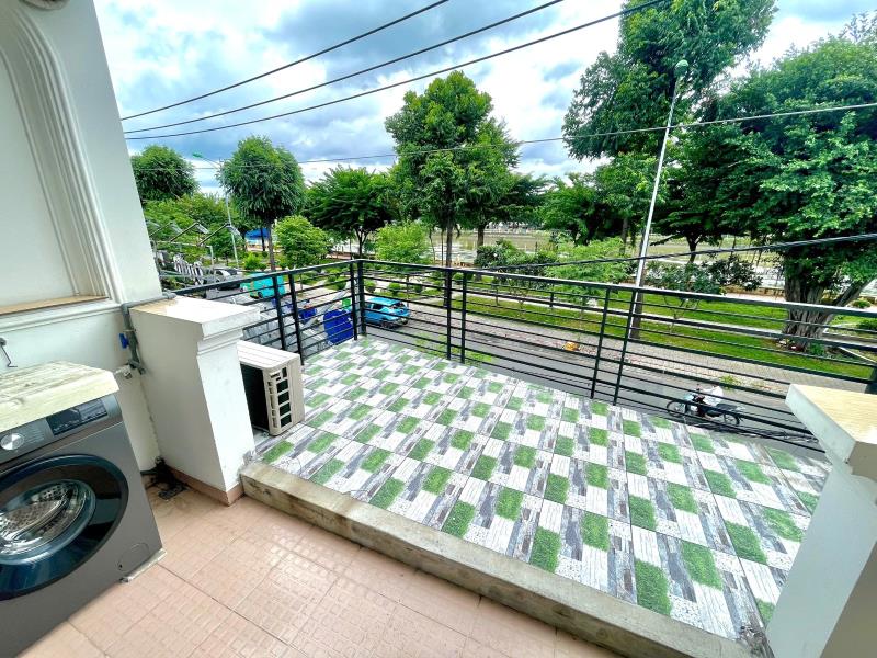 Studio full nội thất - view ban công lớn - máy giặt riêng - ngay dh uth, hutech, ngoại thương - trung tâm di chuyển nhanh các quận - Ảnh 3