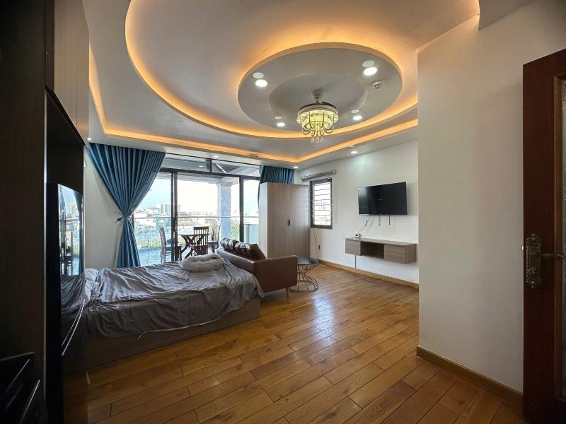 Cho thuê căn hộ penthouse 70m², ban công cực lớn, view thành phố – đào duy anh, phú nhuận | tiện qua q1, q3 và sân bay