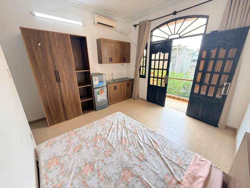 Cho thuê căn hộ studio bancol rộng rãi 