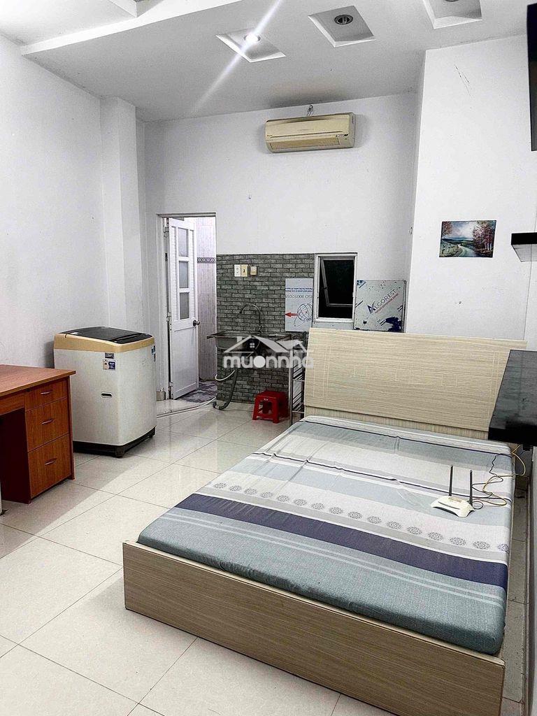 Chính chủ cho thuê phòng hxh 419 cmt8 q.10 giá 4,2tr ful nt ạ lh em