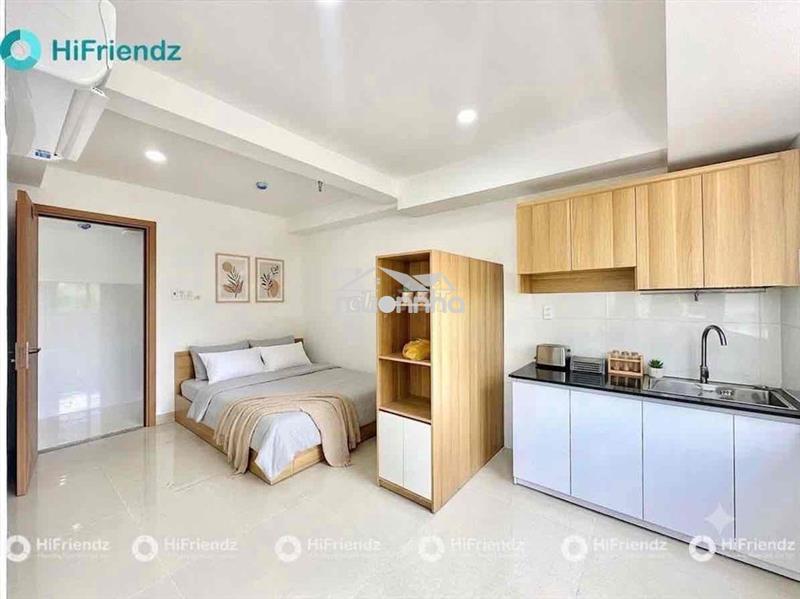 Studio ngay cổng sau văn lang cs3 - sát bình thạnh