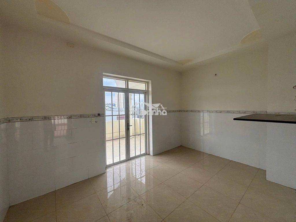 Cho thuê nhà trệt 2 lầu 100m khu dân cư phú hồng thịnh dĩ an - Ảnh 3