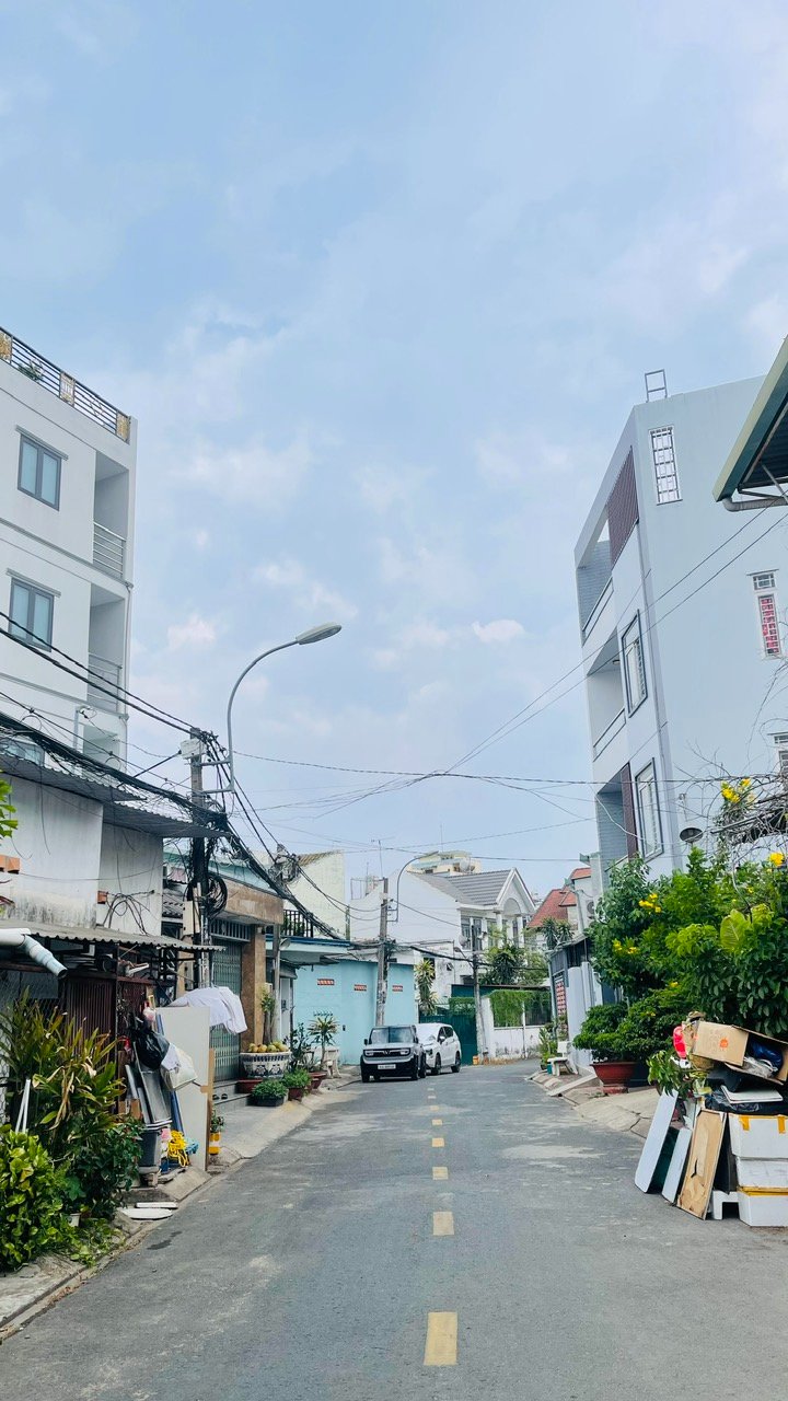 Bán nhà hxh, 60m2 tăng nhơn phú a - gần khu công nghệ cao - giá 6,6 tỷ