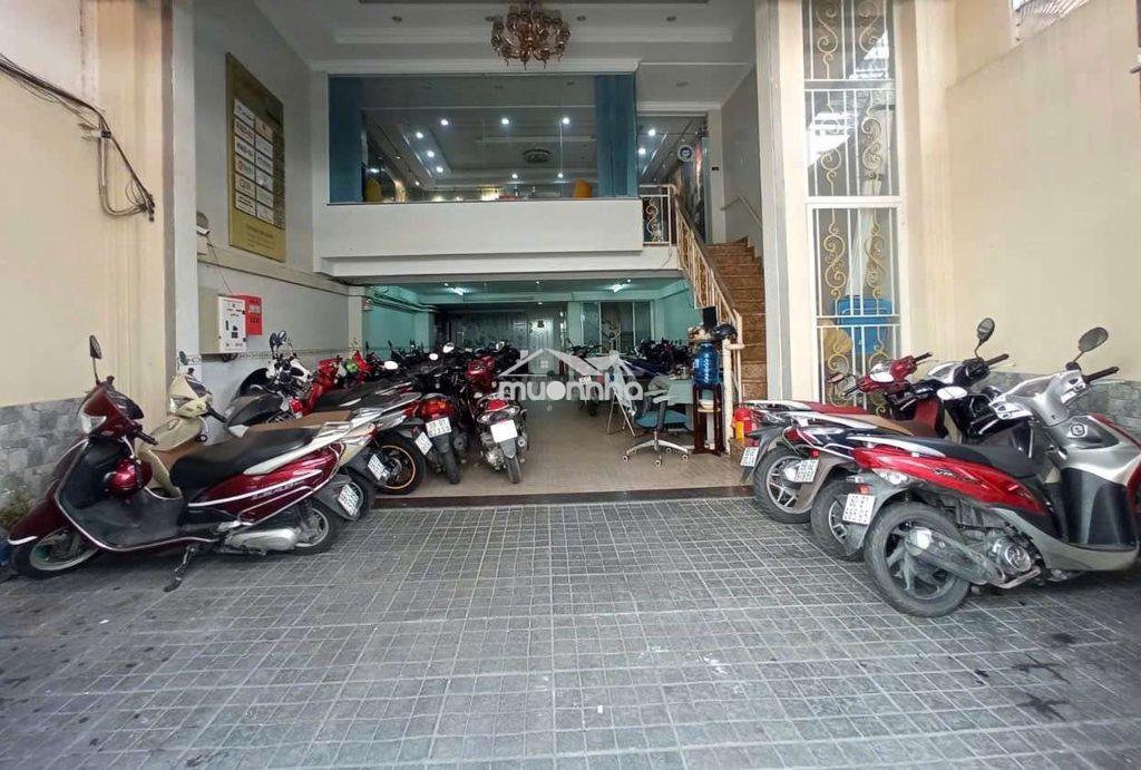 Cho thuê toà nhà văn phòng mặt tiền ngày đường hoàng việt tân bình
🏘 - 2