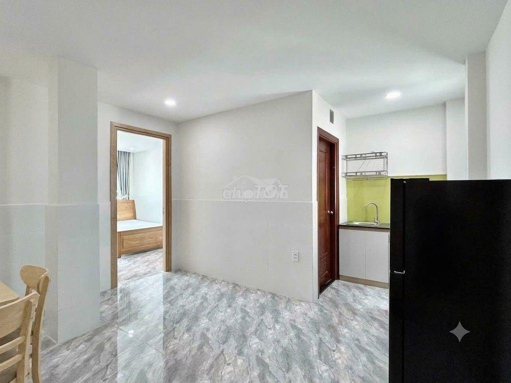 Tô hiệu - hoà bình 2pn full nội thất, có thang máy và hầm xe - Ảnh 2