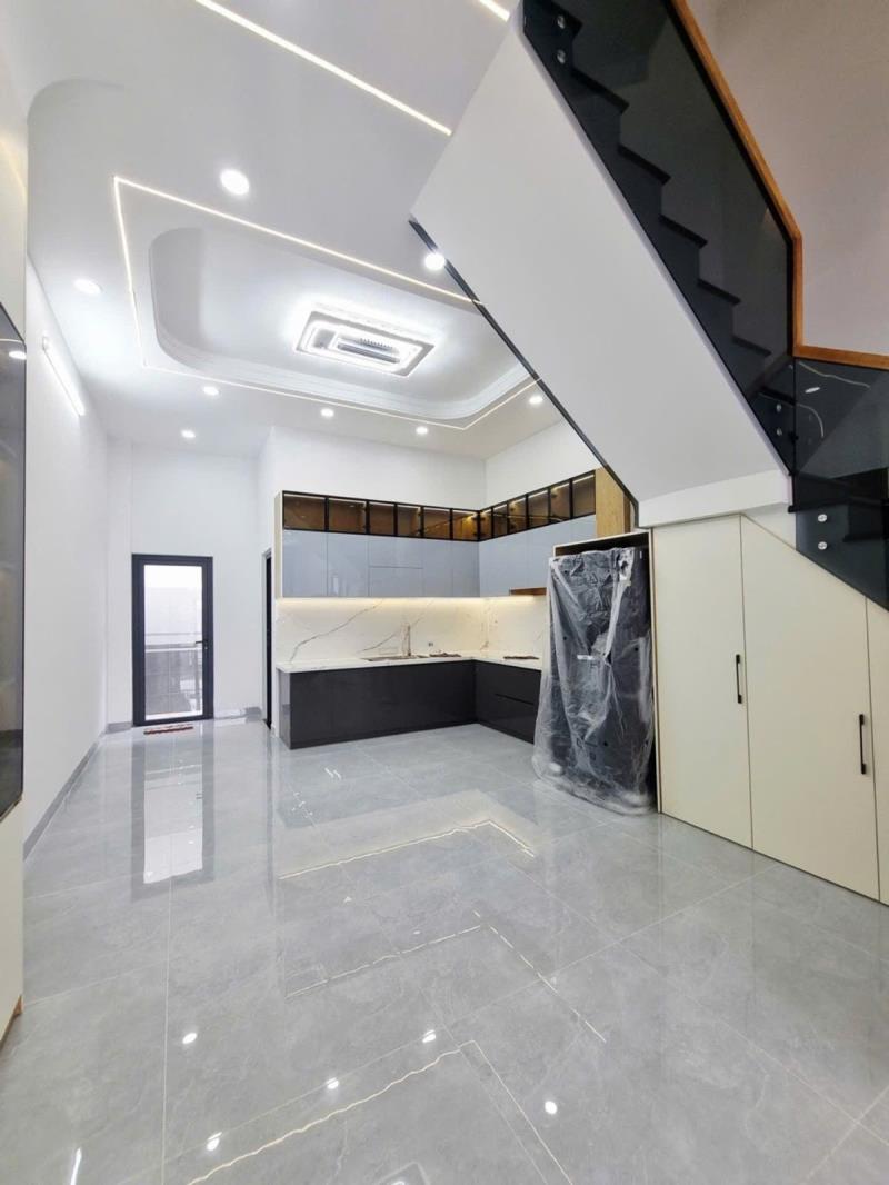Bán nhà 4 tầng 4,7 x 26 mặt tiền hiệp thành 12, ngay chợ hiệp thành - Ảnh 4